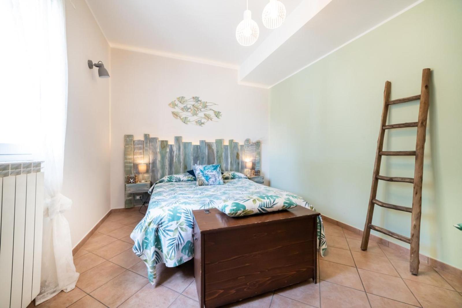 Chez Elle Apartment Imperia Room photo